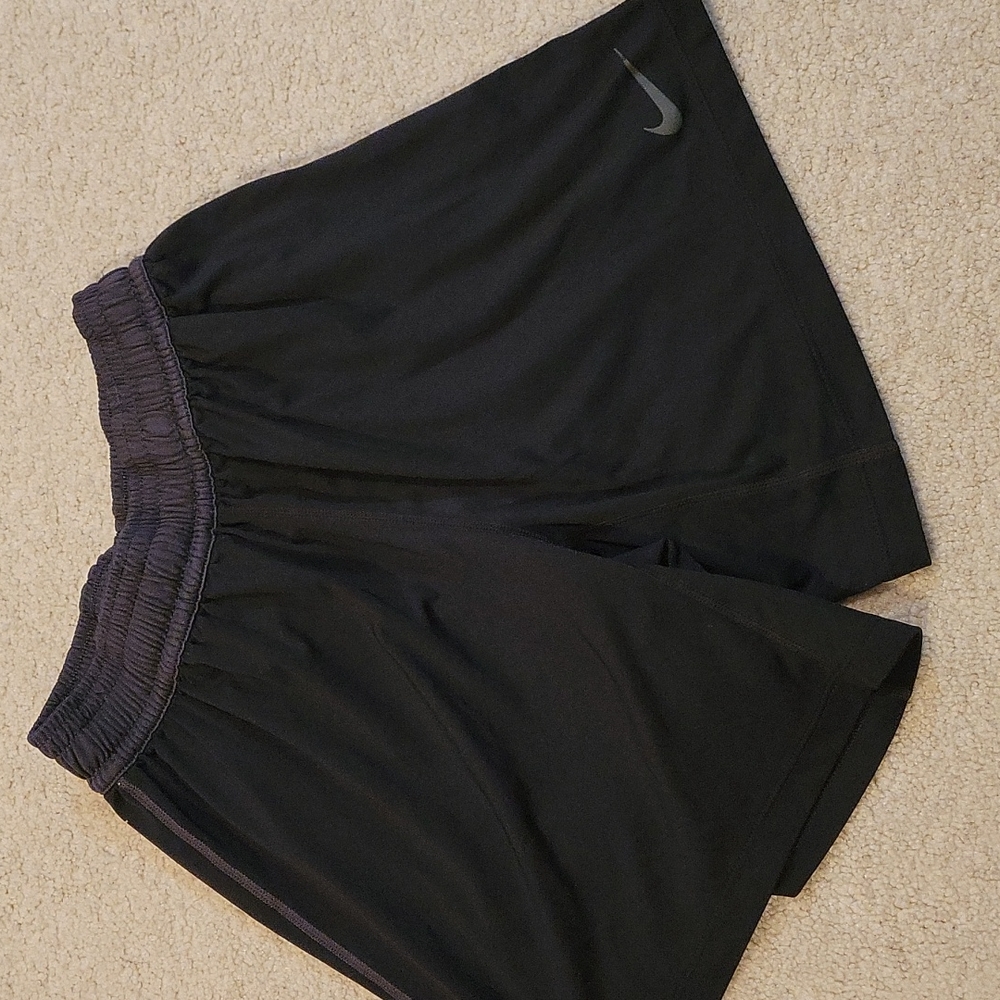 Nike women's xs women's athletic shorts